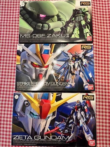 ガンプラ 3個まとめ売り ジャンク品 MS-06F ZAKUⅡ、STRIKE FREEDOM GUNDAM、ZETA GUNDAM