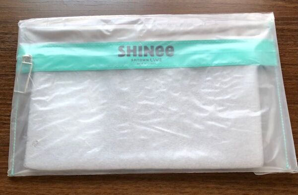 SHINee SMTOWN LIVE グッズ クリアポーチ オニュ キー ミンホ テミン