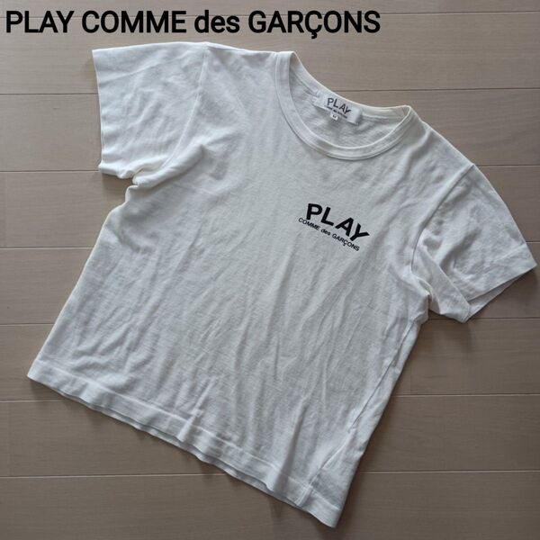 2046 PLAY COMME des GARONS プレイコムデギャルソン Tシャツ 半袖Tシャツ ロゴプリント