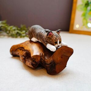 木彫り猫 248 ハンドメイド 置物 杉の木 流木