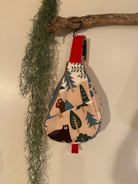 ハンドメイド しずく型キッズリュック ワンショルダー