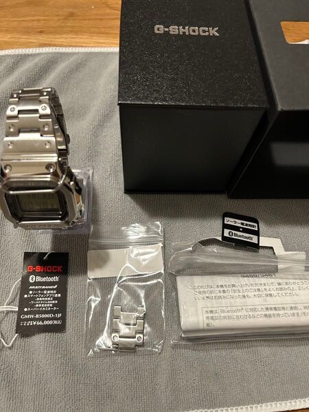 G-SHOCK gmw-b5000d-1jf
