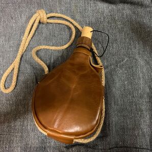 Botas de vino Jess Blasco S.L. Botiplora レザーウォーターボトル 750ml 茶