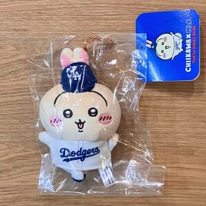 ちいかわ×MLB TOKYO SERIESマスコット うさぎ(ドジャース)