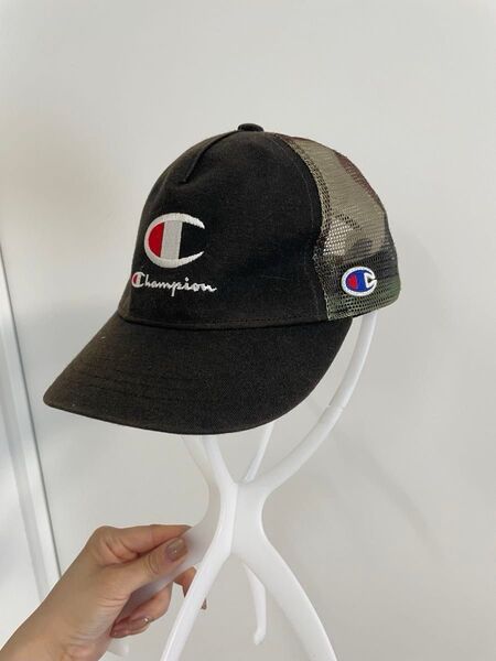 チャンピオン メッシュキャップ 黒/迷彩 53〜55センチ キッズ 男の子 ボーイズ