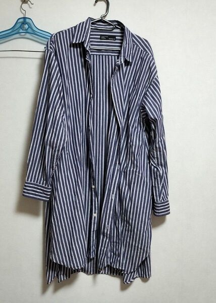 ストライプ 長袖シャツ メンズ M ( 着用者は154cm女、袖折り返してシャツワンピース、羽織りとして着用)