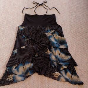 ベアトップワンピース 花柄 リゾート&チュニックワンピとしても。