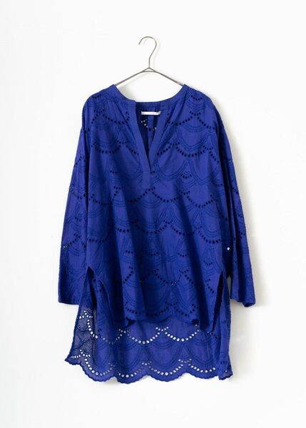 ヌキテパ Cotton Voile Dot Hemla Blouse ブラウス 美品 ロイヤルブルー カットワーク