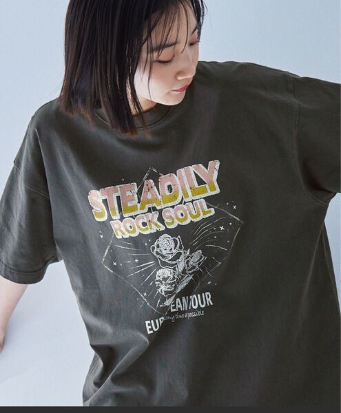 ヴィンテージ加工ツアーグラフィックデザイン オーバーサイズ半袖Tシャツ ブラック