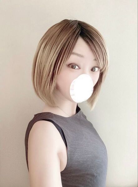 フォンテーヌ ROLOC(ロロック) ストレートボブ ブラウングラデーション
