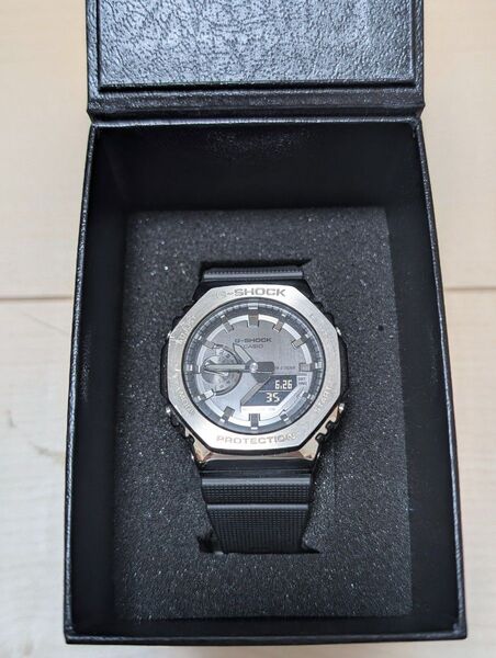 CASIO カシオ G-SHOCK ジーショック GM-2100-1AJF メタルカバード 腕時計