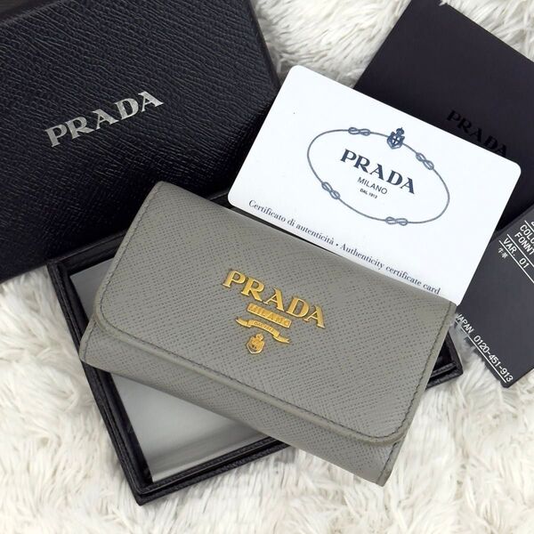 ☆新型☆現行 RFID内蔵 PRADA プラダ サフィアーノ レザー キーケース 新型 ゴールド金具