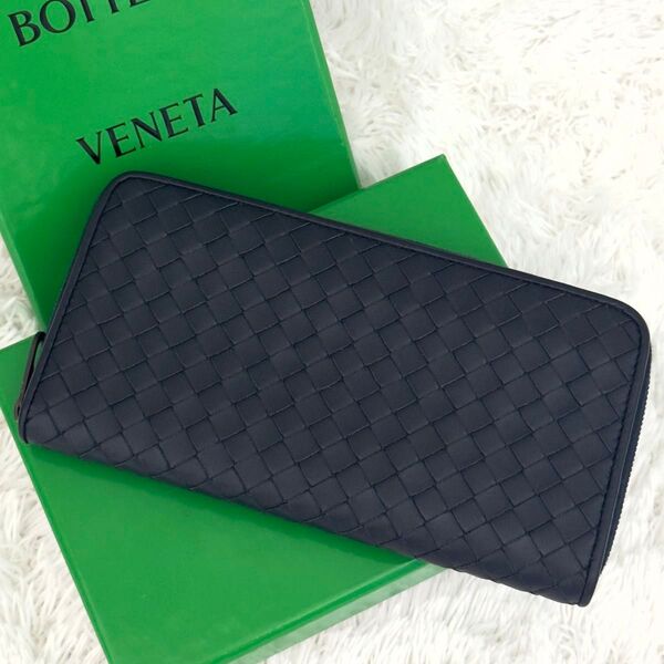 ☆未使用級☆ボッテガヴェネタ BOTTEGA VENETA イントレチャート 財布 ラウンドファスナー