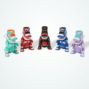 新品未使用TOKYOGUNS Capsule Toy 5P Set "Sneakerhead" "MULTI"
