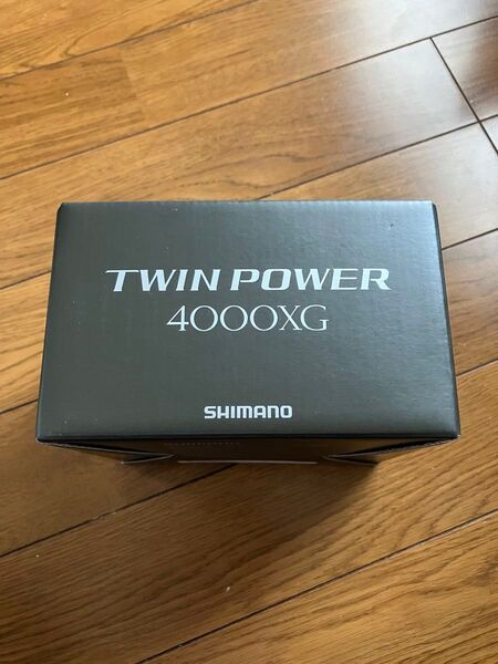 シマノ24ツインパワー4000XG新品未使用