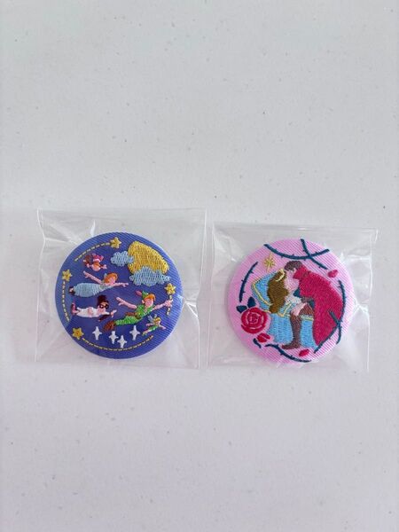 ディズニー バッジ 刺繍 缶バッジ オーロラ ピーターパン 眠れる森の美女 刺繍缶バッジ 缶バッジ Disney