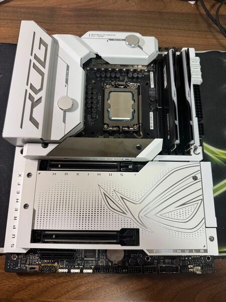 ROG マザーボード、i9 14900k CPU、メモリ、SSD 4個セット