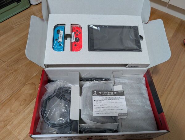 Nintendo Switch 本体 Joy-Con ネオンブルー/ネオンレッド HAD-S-KABAA 新モデル