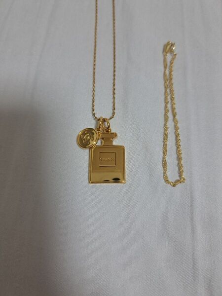CHANEL ノベルティ ネックレス ブレスレット ゴールド チャーム 香水