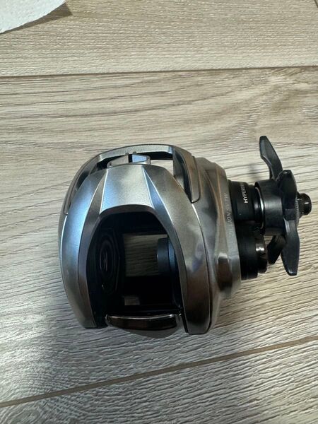 ダイワ 21 ジリオン sv tw 1000xh ボディ 極美品
