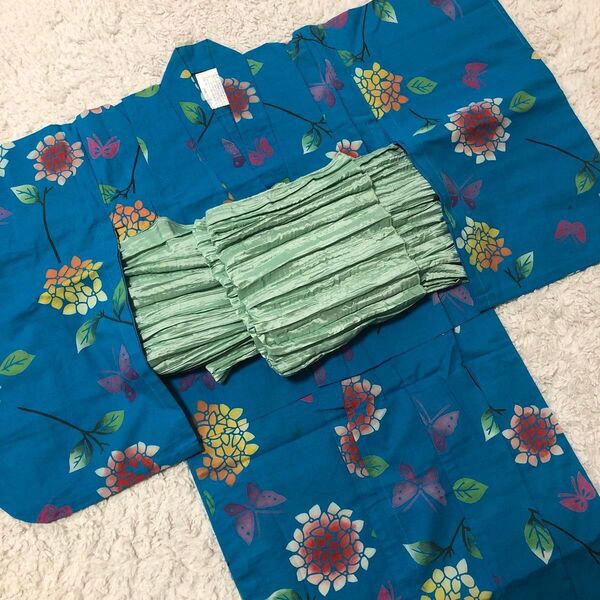 女の子用浴衣 青地に花柄と蝶々柄 100㎝ 子供浴衣帯セット