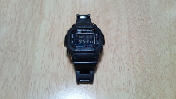 CASIO G-SHOCK GW-M5610BC 電波ソーラー メタルコアバンド Gショック