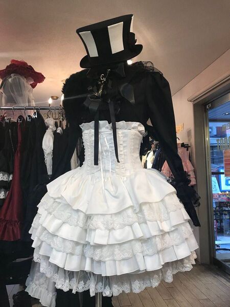 ATELIER PIERROTホワイトフリルコルセットドレス