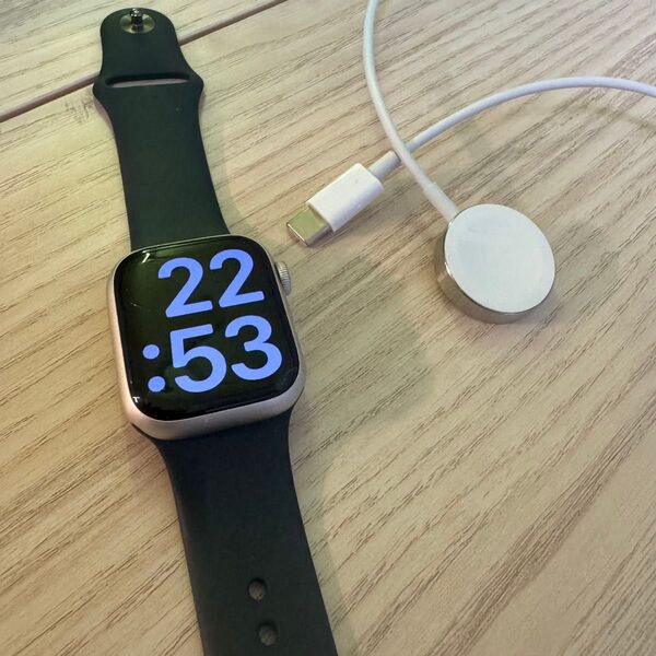 Apple Watch Series7 41mm GPSモデル MKNE3J/A
