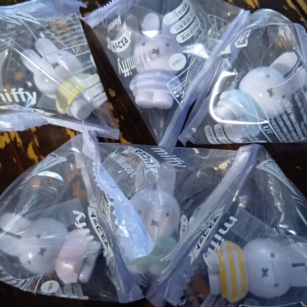 ミッフィー 6体 テトラフィビッツ フィギュア miffy 薄いボーダー