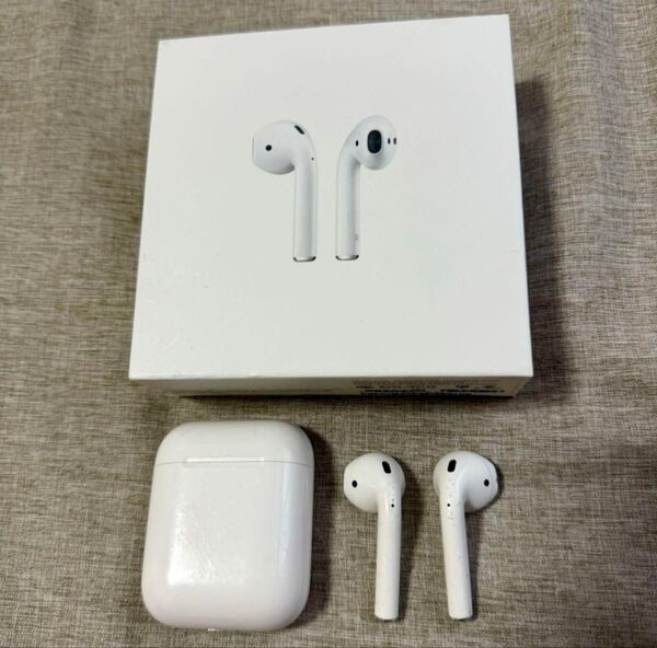 【ジャンク品】第一世代のAirPods本体 左接続不可