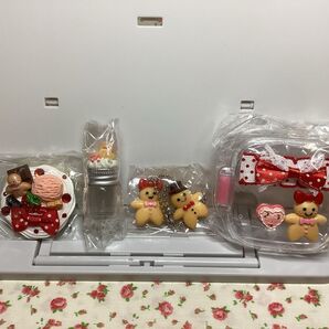 【未使用】スイーツデコレーション 缶バッジ 小物入れ キーホルダー スイーツデコ フェイクスイーツ 4点セット