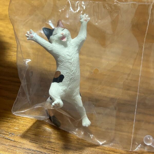 ハッピージャンプアニマル ガチャ ミケ猫