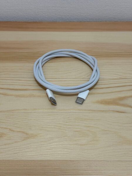 Apple純正 60W USB-C 編み込み式ケーブル (1m) Type-C to Type-C