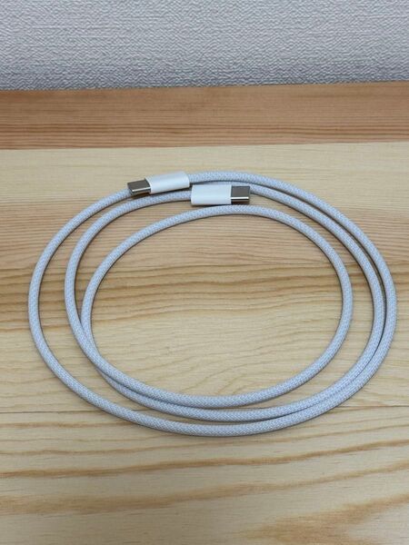 Apple純正 60W USB-C ケーブル (1m) Type-C to Type-C 編み込み式ケーブル
