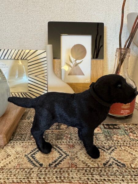 黒 ラブラドールレトリバー 犬 フィギュア 置物 インテリア オブジェ
