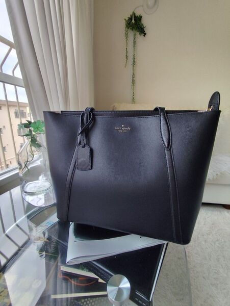 使用極少【kate spade】ケイトスペード ニューヨーク トートバッグ ブラック