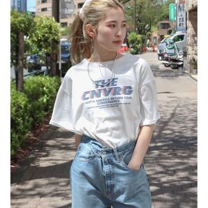 新品未開封 ungridシャツ ツアーロゴルーズTee レディース オフホワイト フリーサイズ