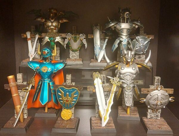 ドラゴンクエスト レジェンド アイテムズ ギャラリー ロトの鎧 メタルキングの鎧 天空の鎧 はぐれメタルの鎧 フィギュア 剣 勇者