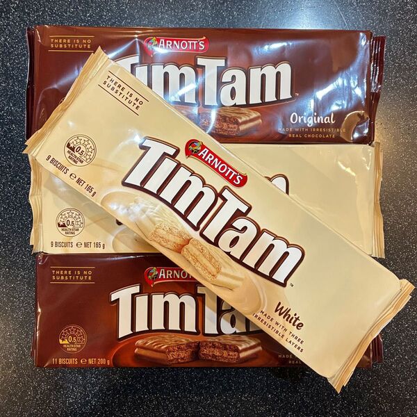 【4袋】Tim Tam ティムタム オリジナル チョコ ホワイト クッキー 各2