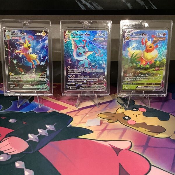 表面美品 ポケモンカード 夏ポケカ サンダース、シャワーズ、ブースターvmax 3枚セット 英語版
