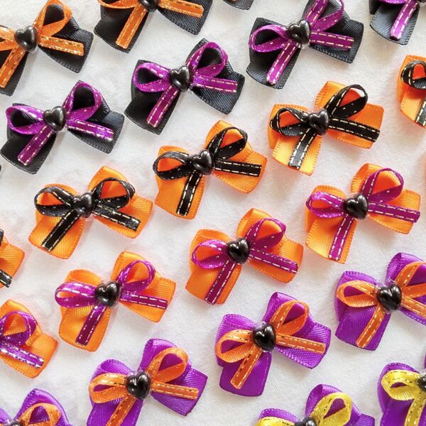 30個 17 ハロウィン ハートのデコパーツ付き 無地サテンリボン リボンモチーフ ハンドメイド