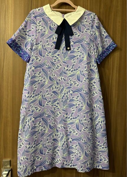 【500円クーポン】アナスイ ミニ 新品タグ付き ANNA SUI mini 花柄 半袖ワンピース 150㎝