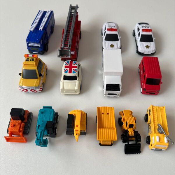 ミニカー はたらく車 おもちゃ まとめ売り 14個セット
