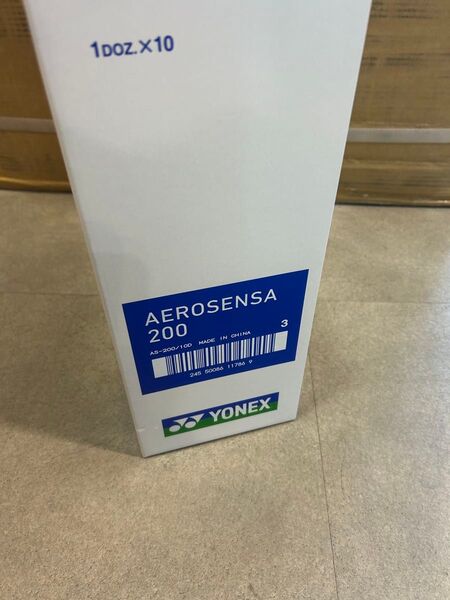 エアロセンサ200 3番 1箱 バドミントン シャトル YONEX AS200
