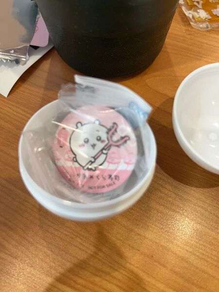 くら寿司 ちいかわ びっくらポン 缶バッジ