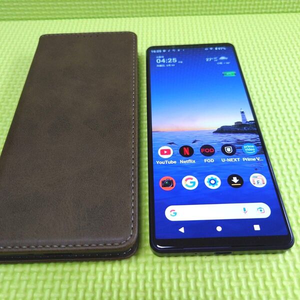 (超美品) SONY Xperia 1 III docomo 手帳型ケース付