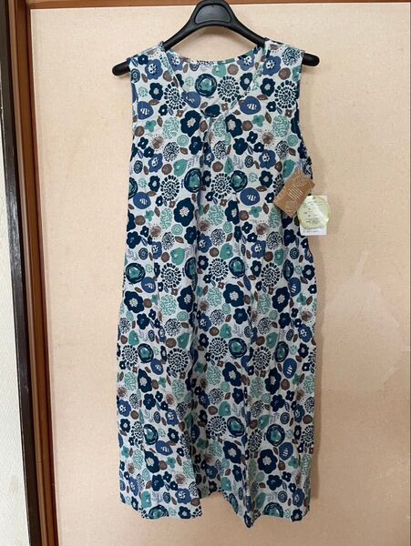 新品タグ付 インド製 綿100% 花柄 ノースリーブ ロングワンピース Mサイズ