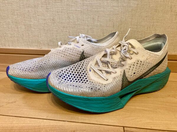 NIKE ヴェイパーフライ ネクスト%3 25cm