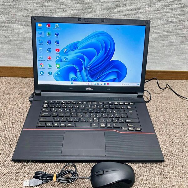 S54 Fujitsuノートパソコンi5高速SSDサクサク動くWindows11