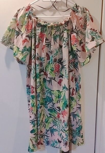 H&M オフショル ワンピース チュニック 花柄 蝶